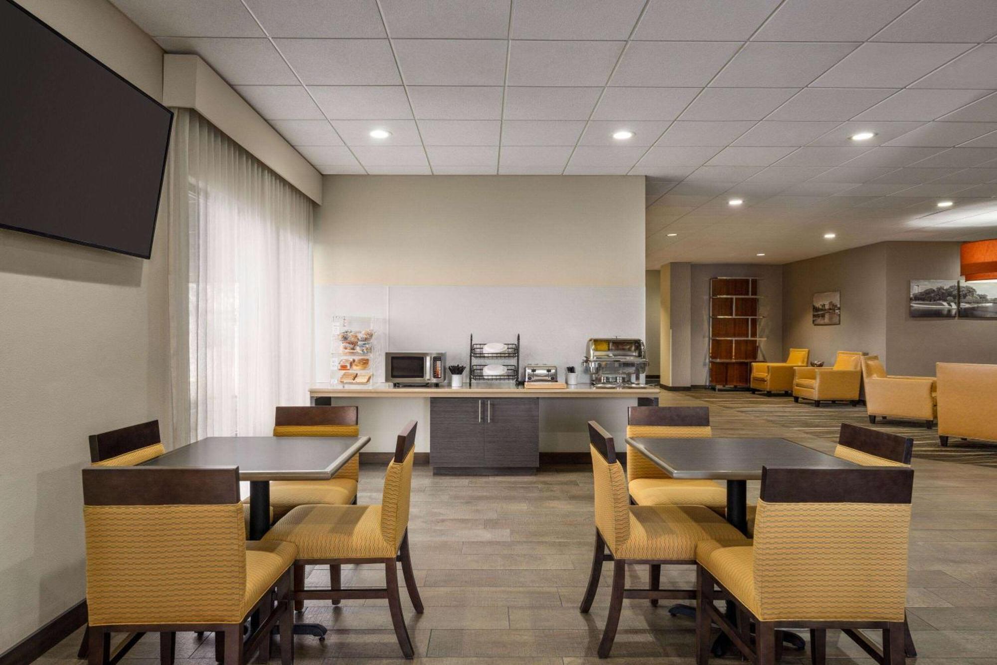Americinn By Wyndham Rochester Near Mayo Clinic Exterior foto